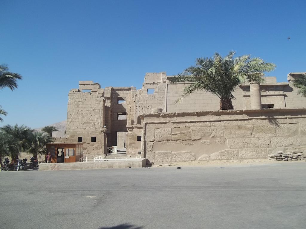 Nour El Balad Hotell Luxor Exteriör bild